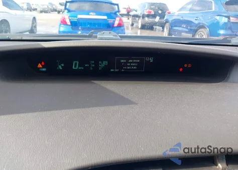 2012 Toyota Prius Four z USA, uszkodzony, nr VIN JTDKN3DU8C1555513